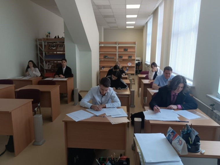 Городская олимпиада по избирательному праву и избирательному процессу «Знатоки избирательного права».